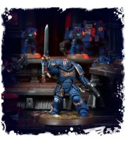 Warhammer 40,000: Space Marines (Primaris Lieutenant with Power Sword)